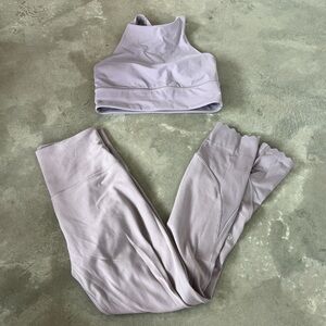 Lululemon set purple color leggings size 6 bra size 4